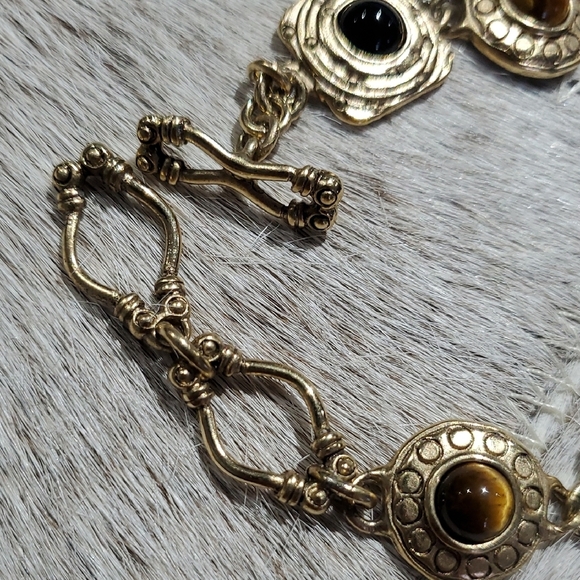 Vintage Gold Tone and Black Bracelet W Tiger Eye Gems - Picture 3 of 5
